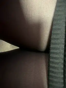 HiddenHoneyLDN online show from 12-03-25, 09:29