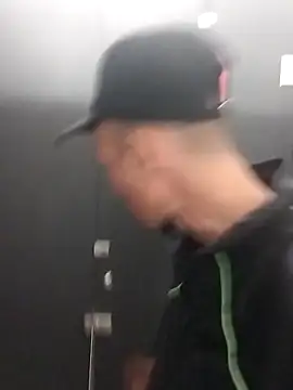 Snapshot of nacho20cmhot chatting on 10-05-25, 04:16 nacho20cmhot online show from 10-05-25, 04:16