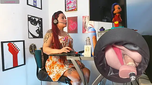 leidydi223 online show from 04-21-26, 12:12