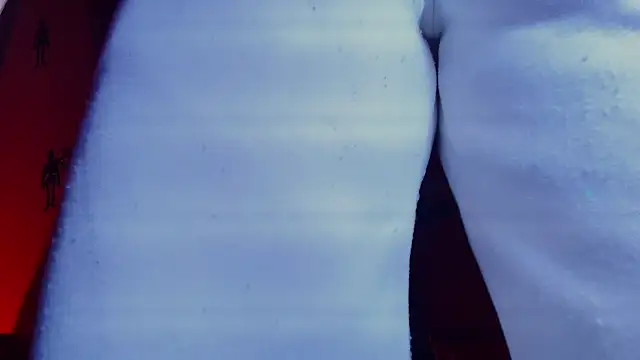 Snapshot of m_rosee chatting on 10-24-25, 12:12 m rosee online show from 10-24-25, 12:12