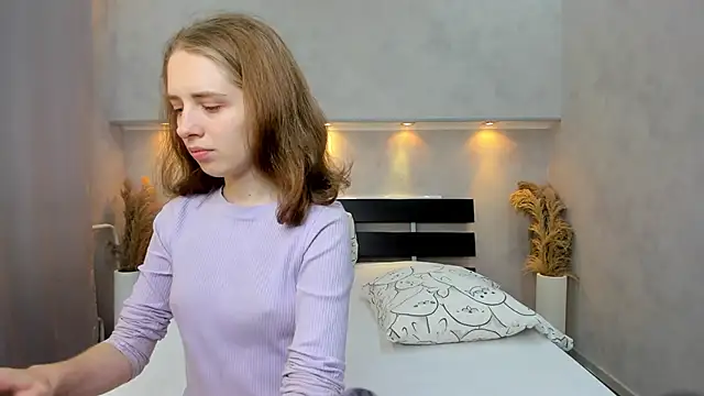 Camilla Kelly online show from 10-02-25, 01:01