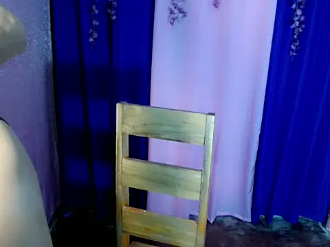 Snapshot of cyd_twink chatting on 09-27-25, 12:43 cyd twink online show from 09-27-25, 12:43