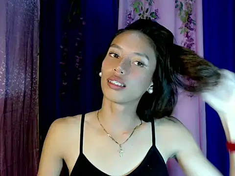 Snapshot of cyd_twink chatting on 11-03-25, 10:05 cyd twink online show from 11-03-25, 10:05