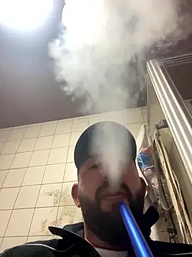 Snapshot of andrey1887 chatting on 01-11-26, 10:15 andrey1887 online show from 01-11-26, 10:15