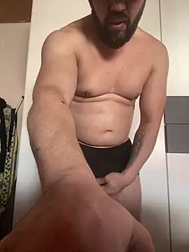 Snapshot of andrey1887 chatting on 03-12-26, 10:21 andrey1887 online show from 03-12-26, 10:21