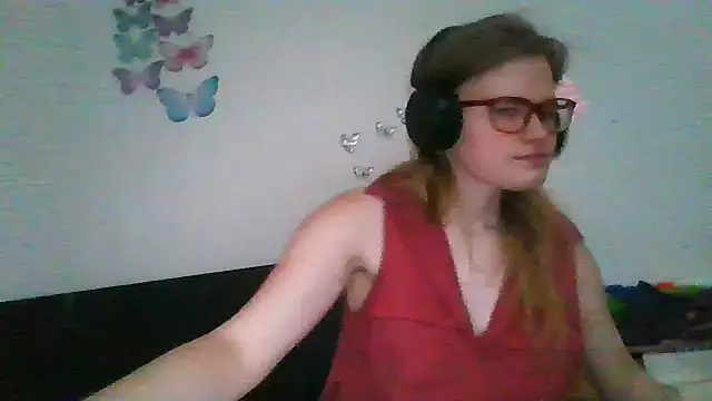 Snapshot of Moonolighta chatting on 01-14-26, 11:38 Moonolighta online show from 01-14-26, 11:38