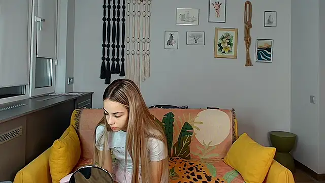 daddyonlyloveme online show from 10-04-25, 07:23