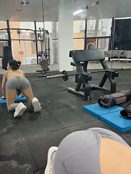 jiajia L online show from 03-05-26, 10:22