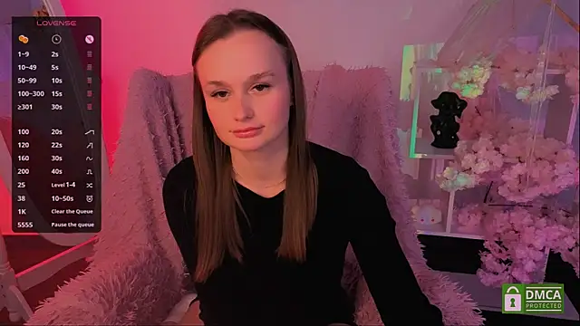 Snapshot of Lara_Vest chatting on 09-26-25, 01:59 Lara Vest online show from 09-26-25, 01:59