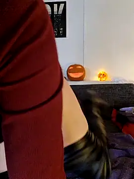 Squirtingcouple9094 online show from 10-31-25, 08:04