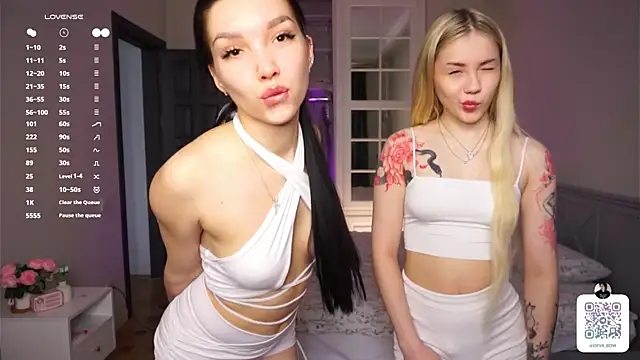 LilianBenskin online show from 04-25-26, 06:38