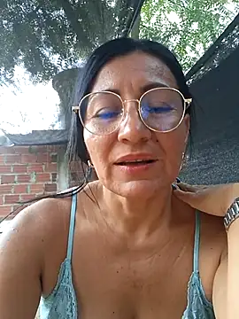 Snapshot of maturexxxnaughty chatting on 06-25-26, 11:37 maturexxxnaughty online show from 06-25-26, 11:37