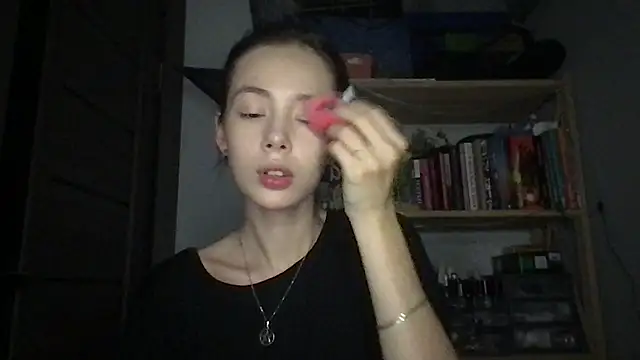 Snapshot of Yuna5343 chatting on 09-12-25, 07:14 Yuna5343 online show from 09-12-25, 07:14