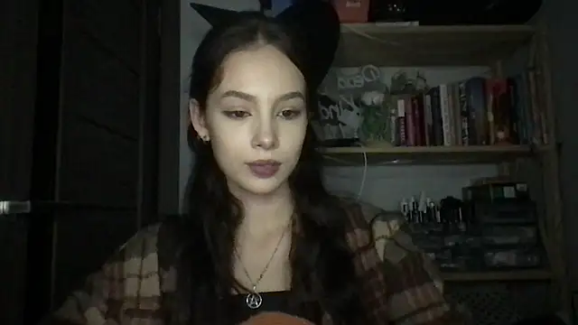 Yuna5343 online show from 09-20-25, 10:33