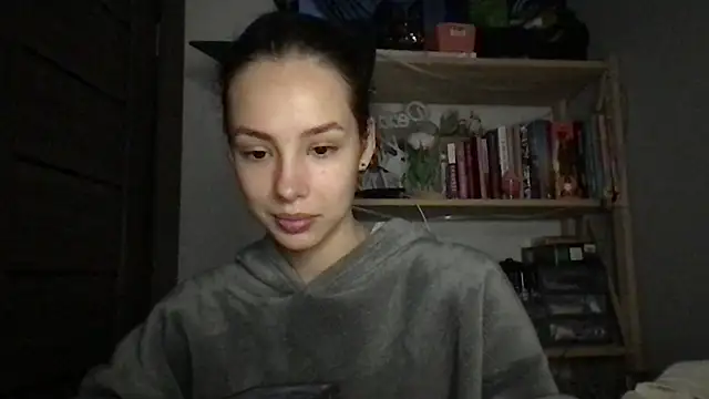 Snapshot of Yuna5343 chatting on 09-25-25, 10:13 Yuna5343 online show from 09-25-25, 10:13