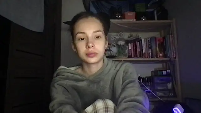 Snapshot of Yuna5343 chatting on 10-02-25, 07:21 Yuna5343 online show from 10-02-25, 07:21