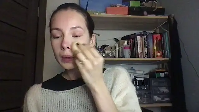 Snapshot of Yuna5343 chatting on 11-10-25, 10:20 Yuna5343 online show from 11-10-25, 10:20