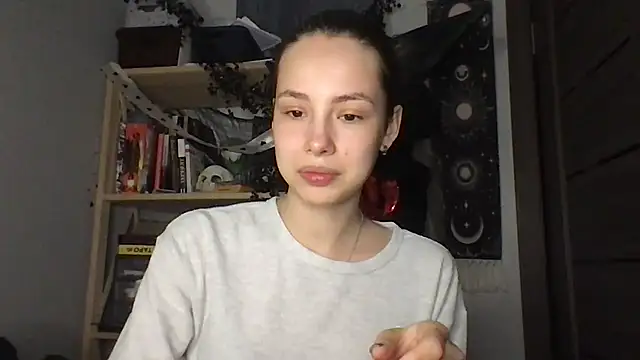 Yuna5343 online show from 02-18-26, 08:27