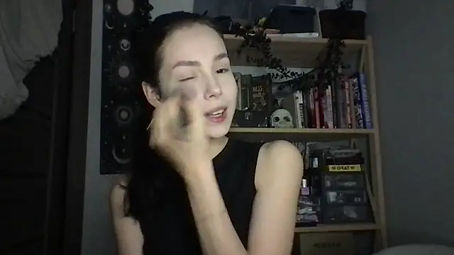 Yuna5343 online show from 03-16-26, 08:24