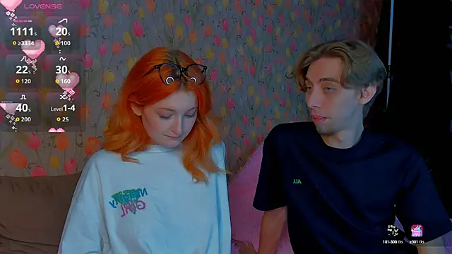 Snapshot of Squirrel_Bunny chatting on 10-07-25, 04:15 Squirrel Bunny online show from 10-07-25, 04:15