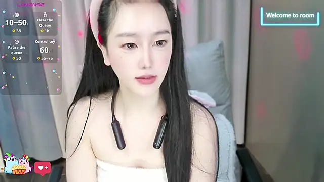 LINLIN-2025 online show from 11-25-25, 02:39