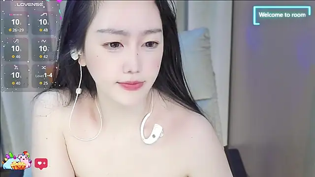 LINLIN-2025 online show from 12-15-25, 02:21