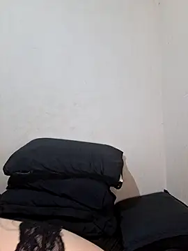 Lhcruz online show from 07-26-26, 12:41
