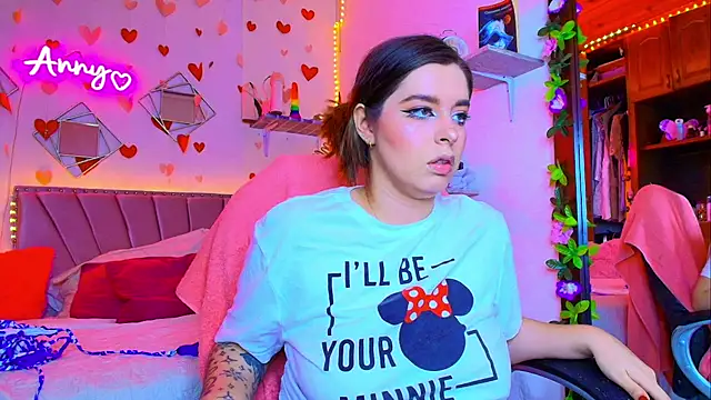 Snapshot of Anny_Hurtado chatting on 09-11-25, 07:19 Anny Hurtado online show from 09-11-25, 07:19