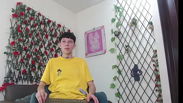 LiamBrown09 online show from 04-24-26, 07:38