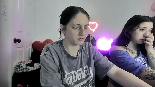 torithequeen online show from 02-12-26, 03:07