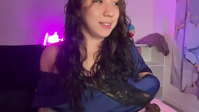 nina lovez online show from 10-20-25, 01:06