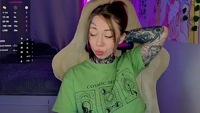 bunnykellyyy online show from 04-30-26, 06:09