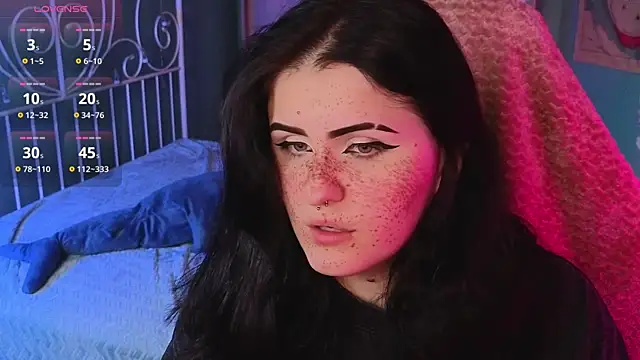 Snapshot of Dark_Shine chatting on 11-28-25, 06:05 Dark Shine online show from 11-28-25, 06:05