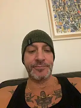 Maurinho3005 online show from 10-20-25, 07:20