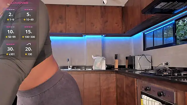 alisonn moon online show from 10-17-25, 10:45