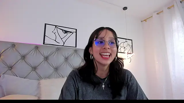 Naughty Couple83 online show from 04-17-26, 08:34