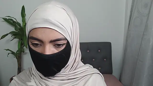 jade nassar online show from 10-25-25, 03:36