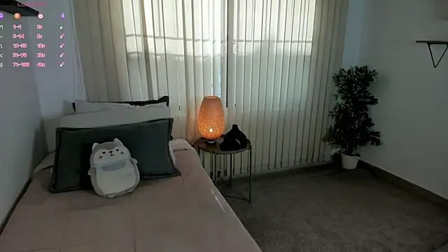 Miin yuna online show from 02-07-26, 01:48