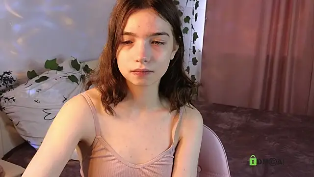 Snapshot of Evi_Brook chatting on 09-20-25, 07:42 Evi Brook online show from 09-20-25, 07:42