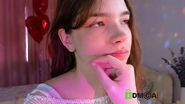 Snapshot of Evi_Brook chatting on 05-11-26, 12:22 Evi Brook online show from 05-11-26, 12:22