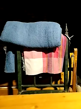 Snapshot of JohnnyTos chatting on 09-09-25, 06:40 JohnnyTos online show from 09-09-25, 06:40