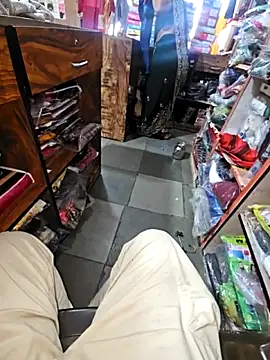 Snapshot of indianhotwife639 chatting on 09-28-25, 04:40 indianhotwife639 online show from 09-28-25, 04:40