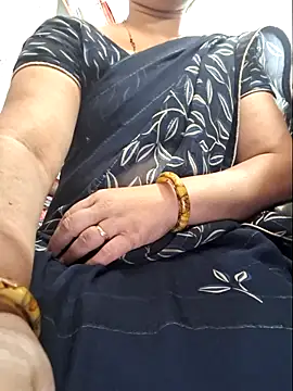 indianhotwife639 online show from 04-10-26, 06:40