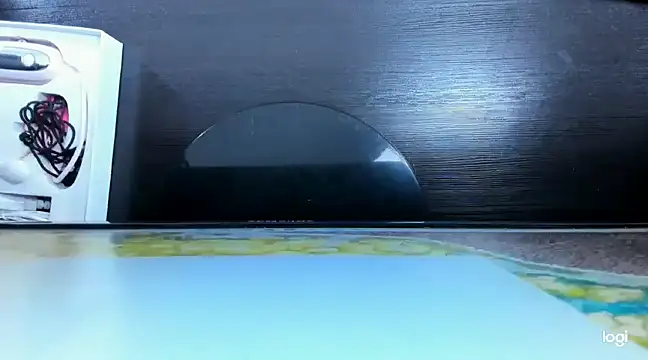 Snapshot of sara_slut21 chatting on 12-09-24, 12:40 sara slut21 online show from 12-09-24, 12:40