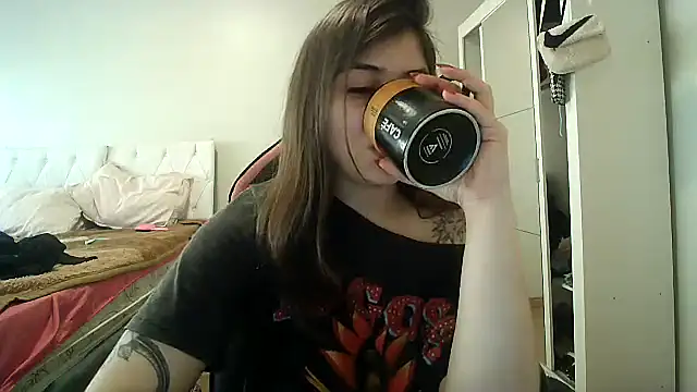 Becca B online show from 10-07-25, 07:11