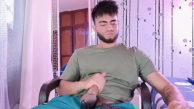 Snapshot of King_Draven3 chatting on 11-20-25, 07:35 King Draven3 online show from 11-20-25, 07:35