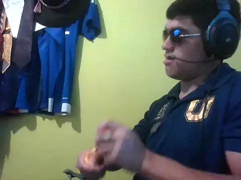 juanfritaa21 online show from 09-28-25, 09:42