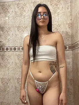 Snapshot of Just_Isaa chatting on 09-18-25, 12:34 Just Isaa online show from 09-18-25, 12:34