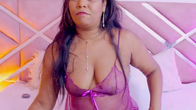 Snapshot of sofia_07 chatting on 01-15-26, 10:57 sofia 07 online show from 01-15-26, 10:57