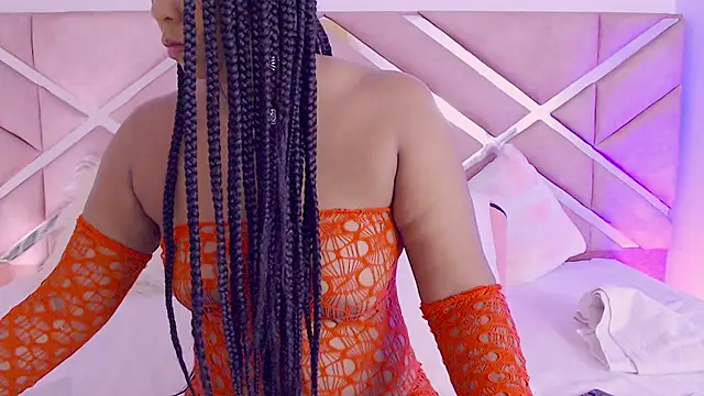 Snapshot of sofia_07 chatting on 02-17-26, 09:43 sofia 07 online show from 02-17-26, 09:43